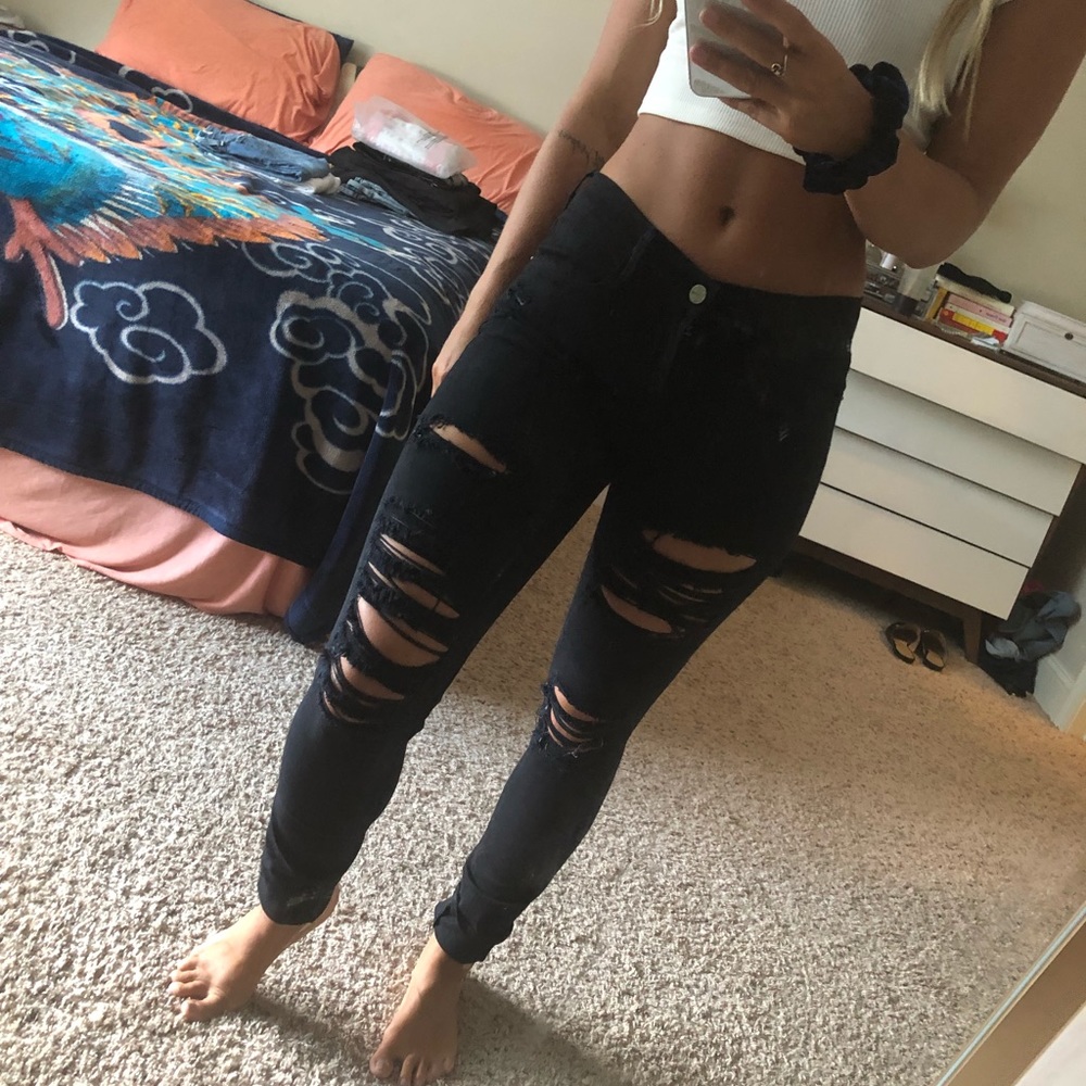 frame denim distressed skinnies